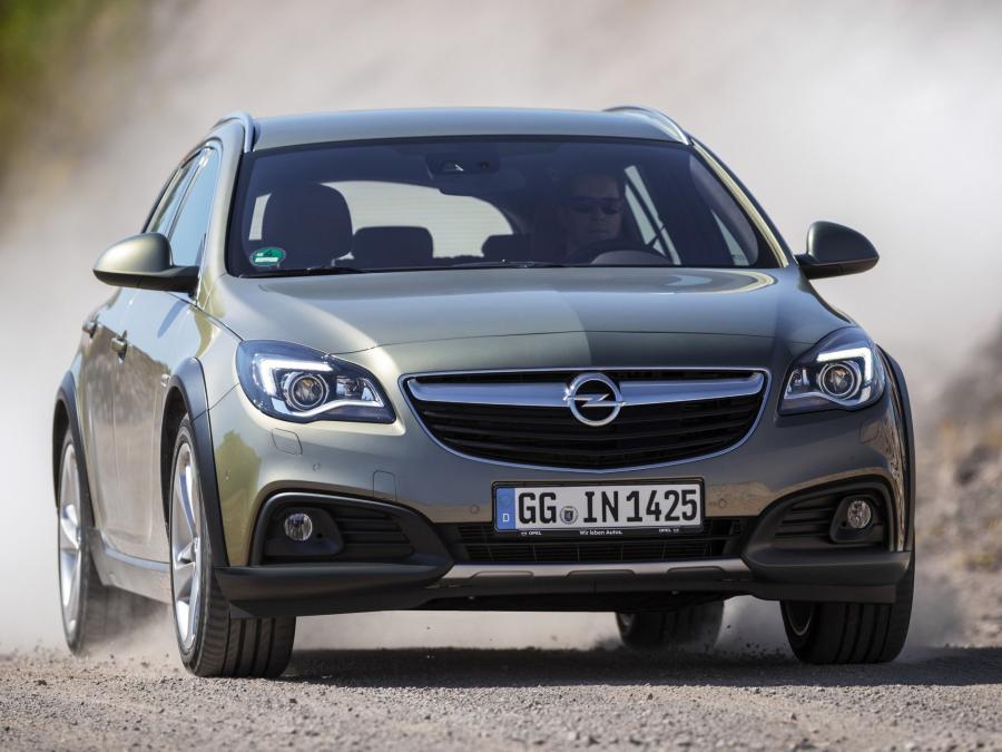  Opel Insignia Country Tourer 2013 года  (фото 11 из 26)